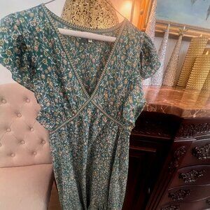 Max Studio Floral Midi Dress